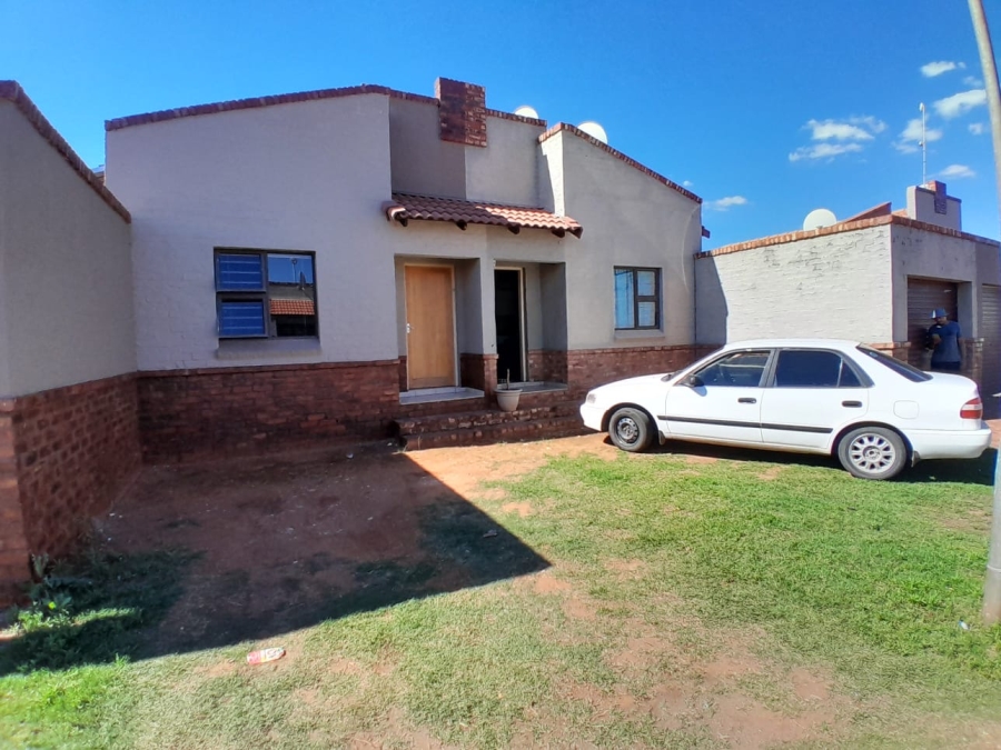 2 Bedroom Property for Sale in Kathu Northern Cape